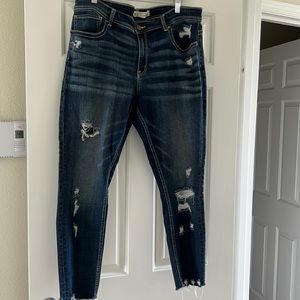 BKE Payton Ankle distressed jeans size 34